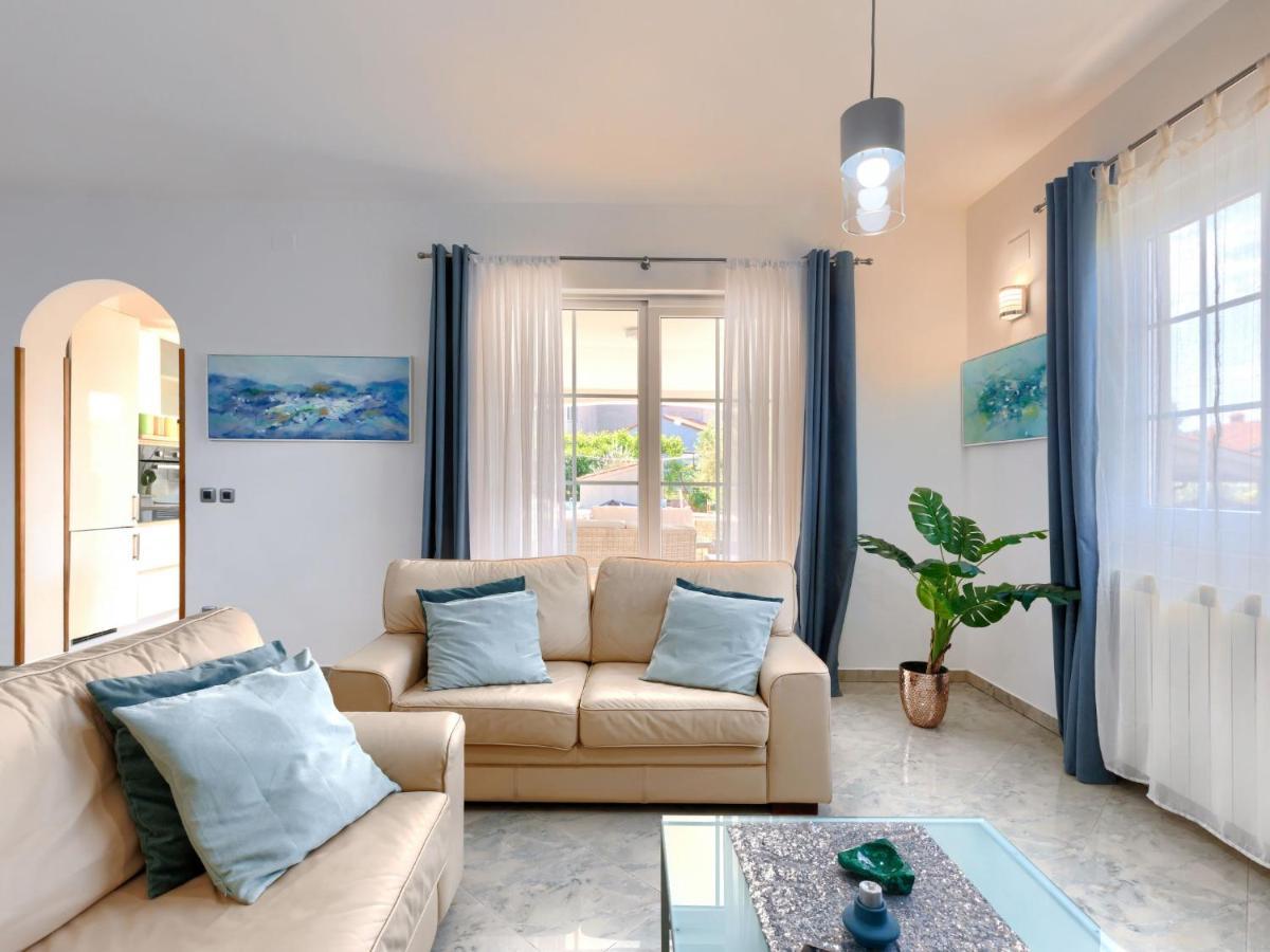 Appartement Hrvatin By Interhome Pula